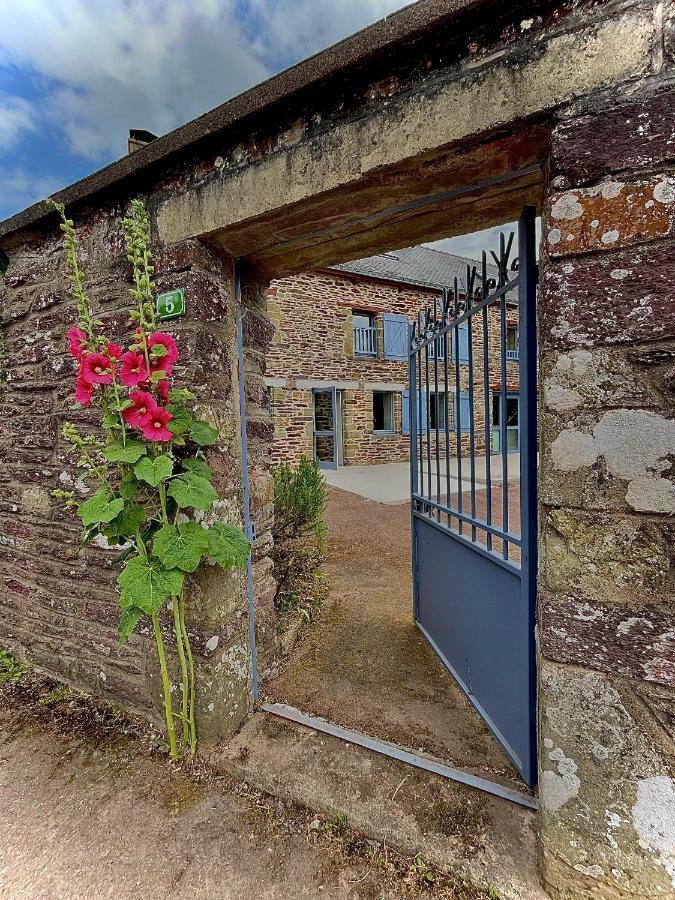 Auberge Val Sans Retour Trehorenteuc Exterior foto